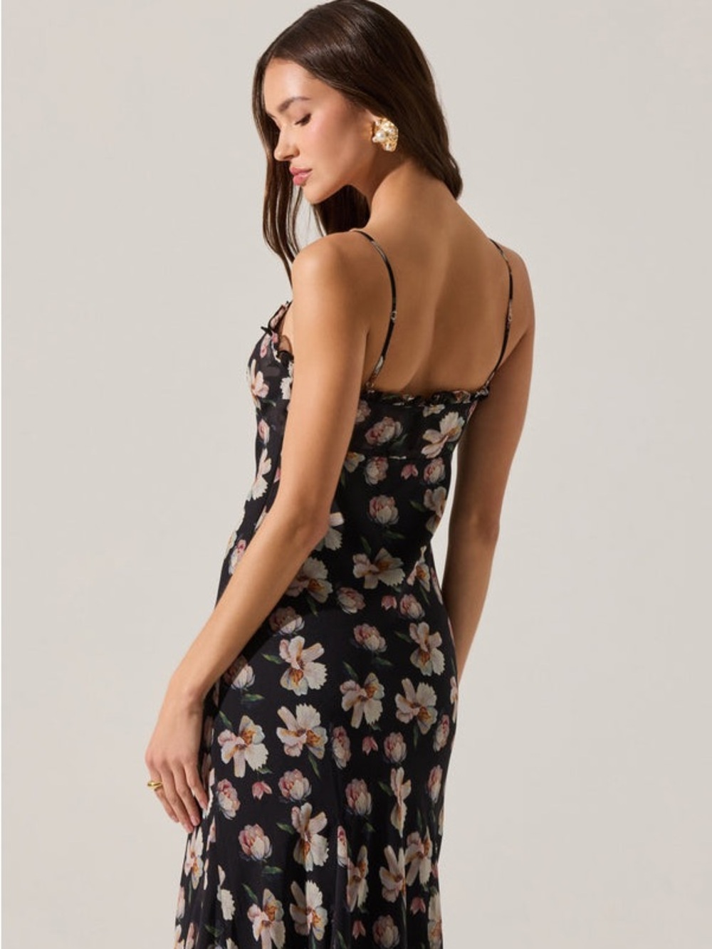 ASTR The Label Maeryn Sweetheart Ruffle Maxi Dress - Picture 2 of 4